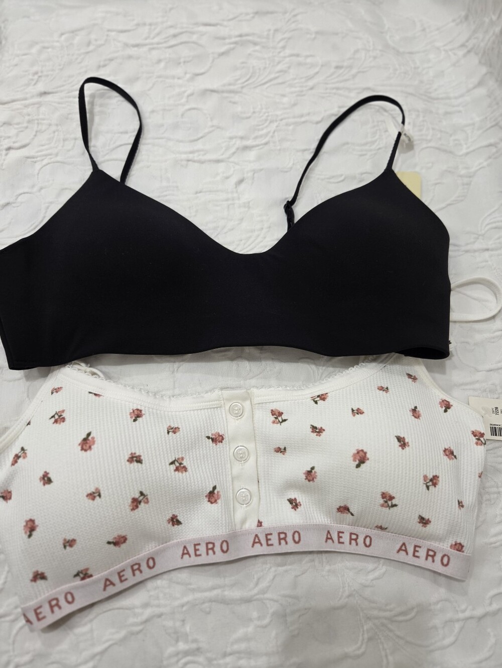 Aéropostale waffle-knit White Floral And Black Buttery Soft Bralette SZ M